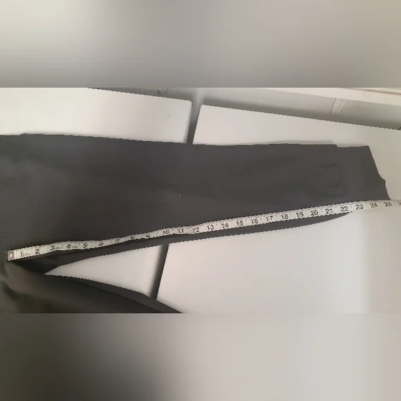 Grey Zyia Active joggers - size large - Picture 7 of 7